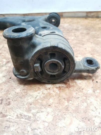 Рычаг передний левый Mazda 3 хетчбэк BM 2.0 PE