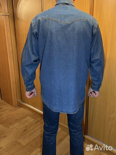 Рубашки мужские