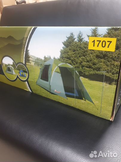 Палатка 3-х местная с тамбуром и 2 входами