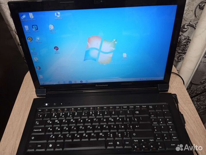 Ноутбук lenovo b 560