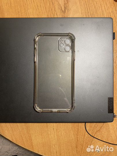 Чехол на iPhone 11