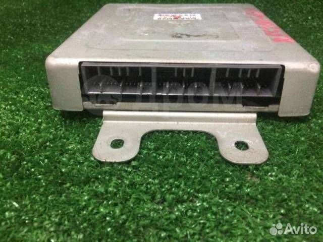 Блок управления двигателем Mitsubishi