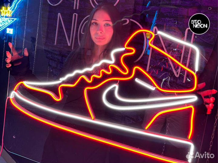 Картина из гибкого неона / Вывеска из неона