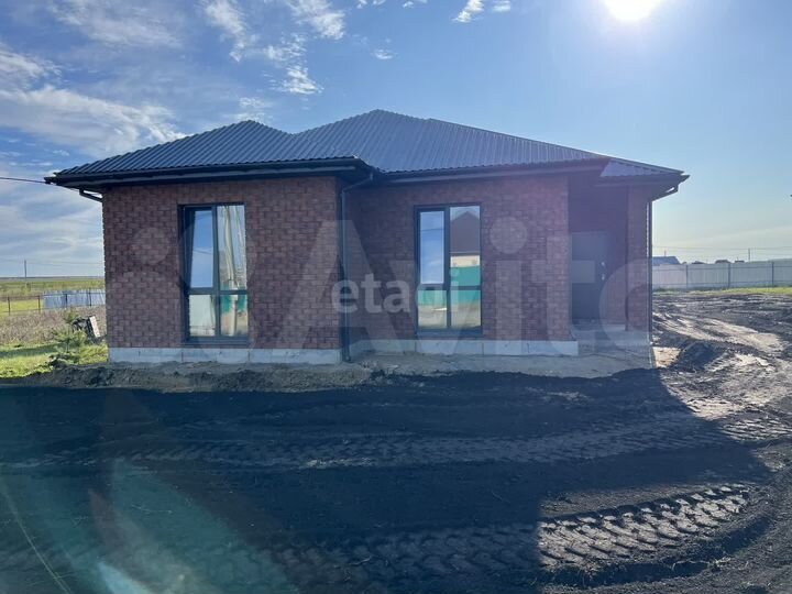 Дом 107 м² на участке 8,3 сот.