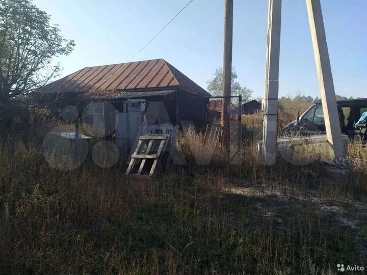 Дом 32 м² на участке 6 сот.