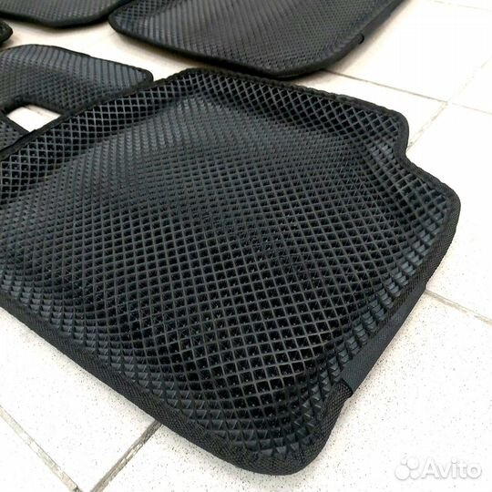 Коврики EVA Нива 21213 с бортами чёрные