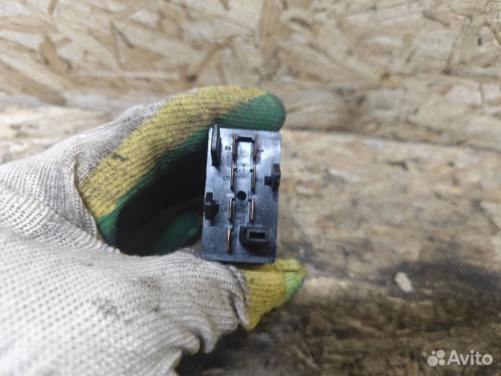 Кнопка аварийки Audi A4 B5