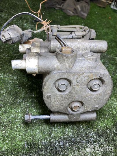 Компрессор кондиционера Mitsubishi Space Star DG3A