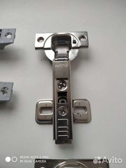 Доводчики. Петли. Blum