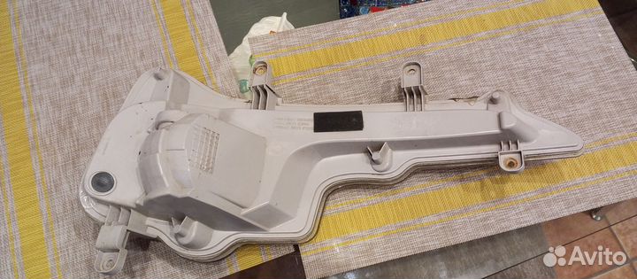 Правый габарит Шевроле Вольт 1