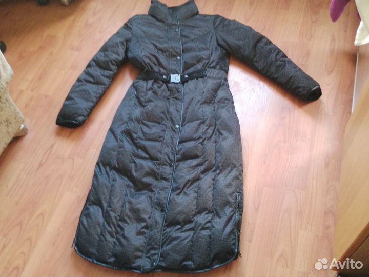 Пуховик женский Kelvin Klein 44,46