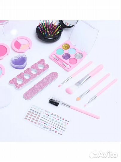 Набор детской косметики новый