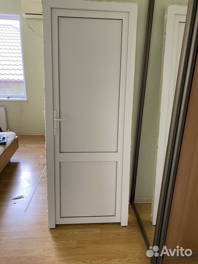 Двери пластиковые бу