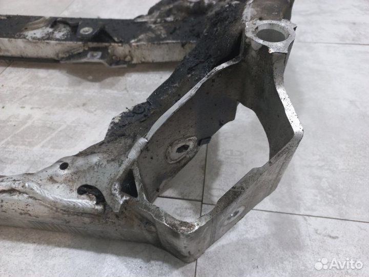 Передний подрамник Bmw 1 E87 E90 E84 N46