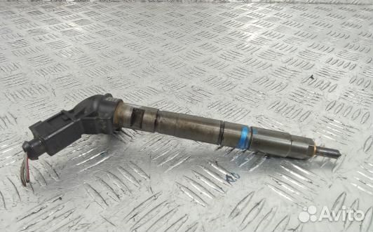 Форсунка дизельная audi A6 C6 (9BR18AL04)