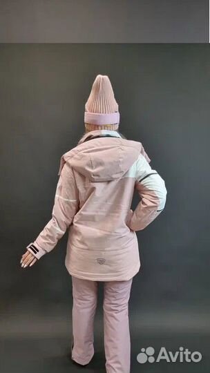 Горнолыжная куртка