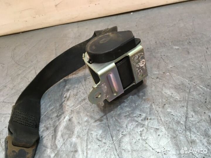 Ремень безопасности задний левый Citroen C4 EP6