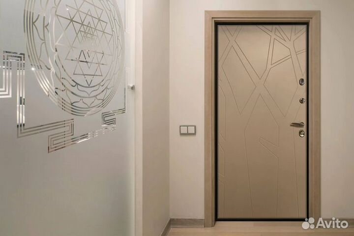 Металлические двери новые в наличии и под заказ