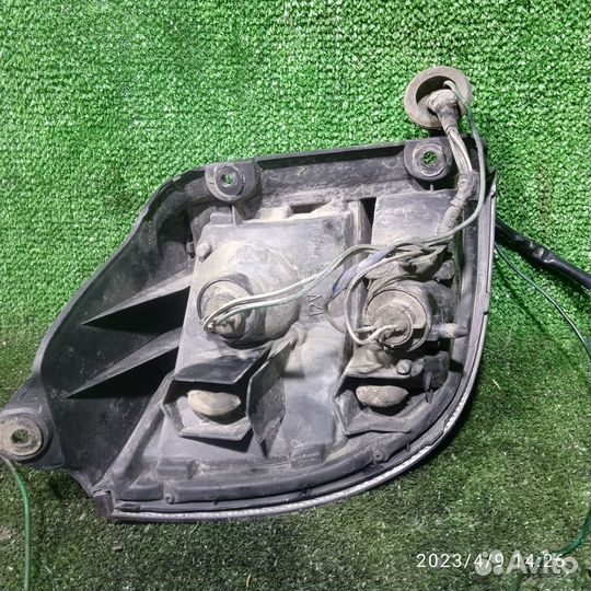 Фонарь Toyota Caldina
