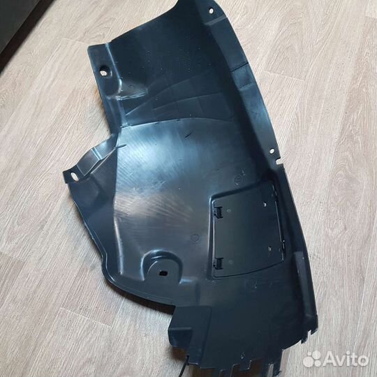 Подкрылок передний левый Opel Astra H
