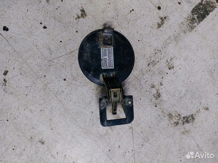 Лючок бензобака Chevrolet Lumina