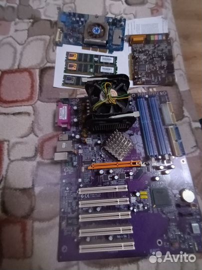 Материнская плата