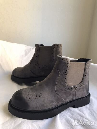 Ботинки челси женские