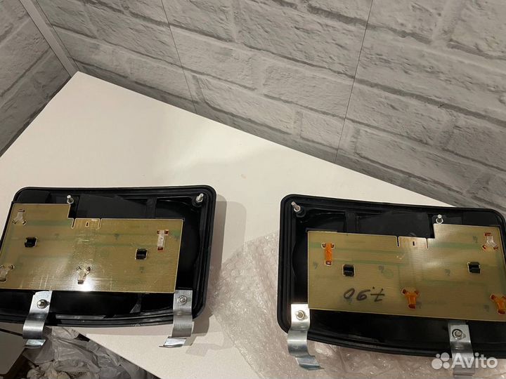 Фонари задние в сборе 2104