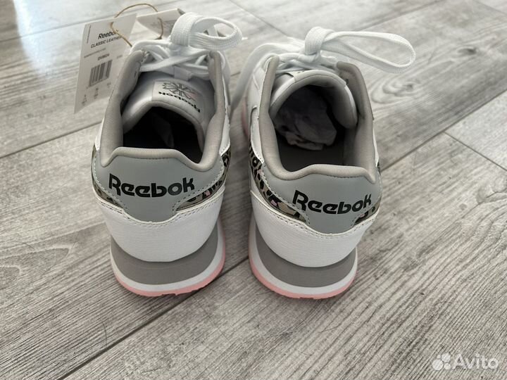 Кроссовки reebok женские, 38