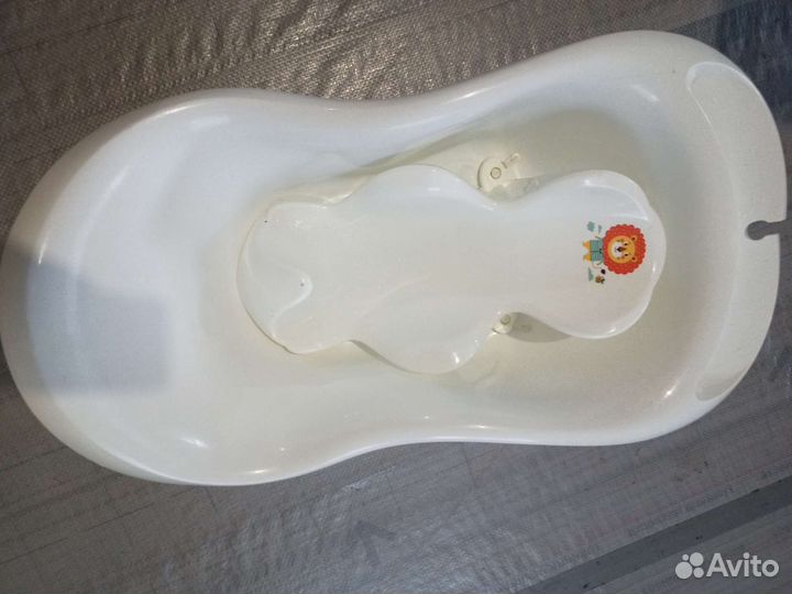 Ванночка для купания с горкой