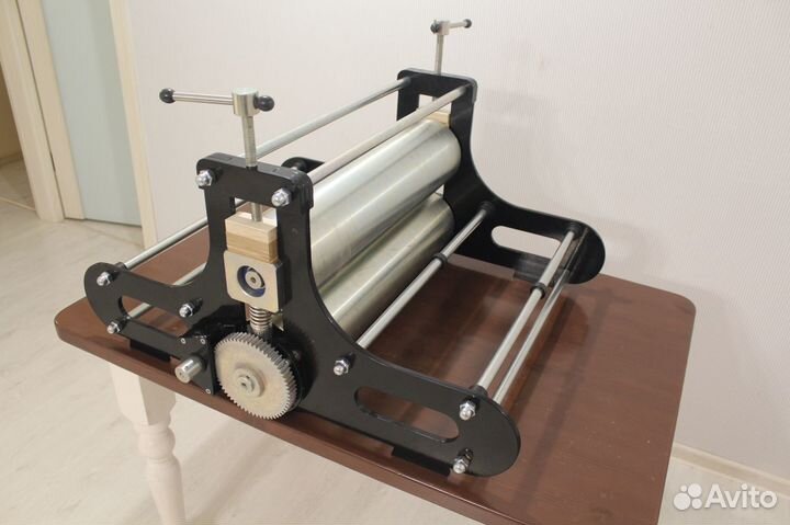 Офортный станок с размером талера 62х120 см