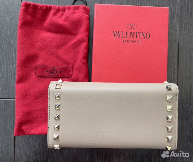 Кошелек женский Valentino Garavani