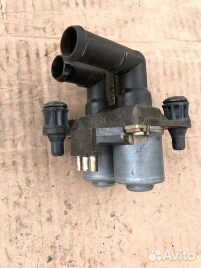 Форсунка на Амыватель фар на Mercedes E211 E210