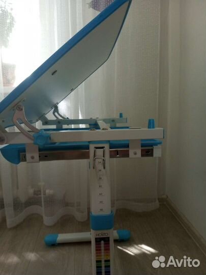 Детская растущая парта со стулом