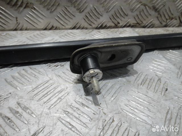 Рейлинг крыши Focus 1 (98-04) универсал R б\у (арт. 1207761 )