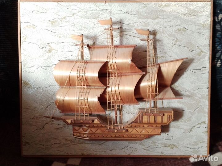 Панно из соломки Парусник