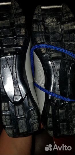 Лыжные ботинки