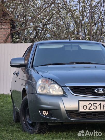 Капот приора