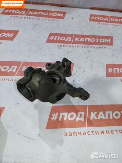 Кулак передний левый Ford Focus 3 2011 1702855