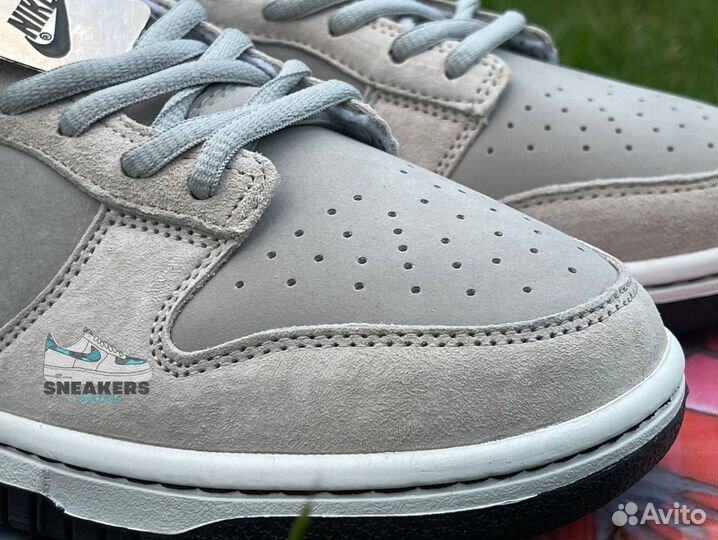 Nike Sb Dunk Low Otomo Katsuhiro Steamboy Grey