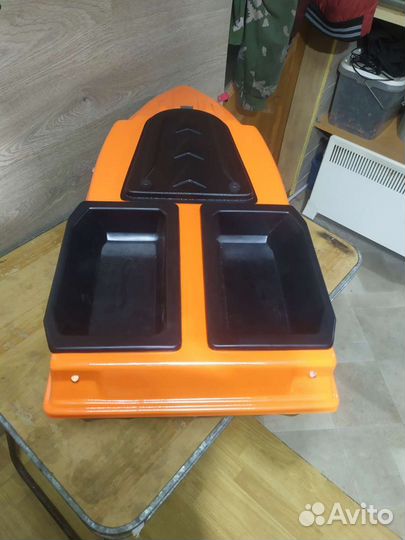 Прикормочный кораблик с gps