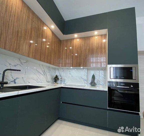 Кухня на заказ. Кухонные нарнитуры