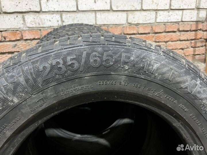 Gislaved NordFrost 100 SUV 235/65 R17