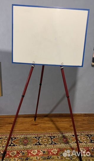 Магнитно маркерная доска на треноге