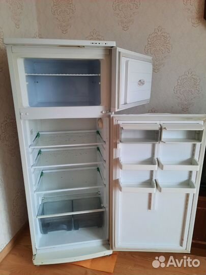 Холодильник б/у