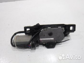 Доводчик двери багажника