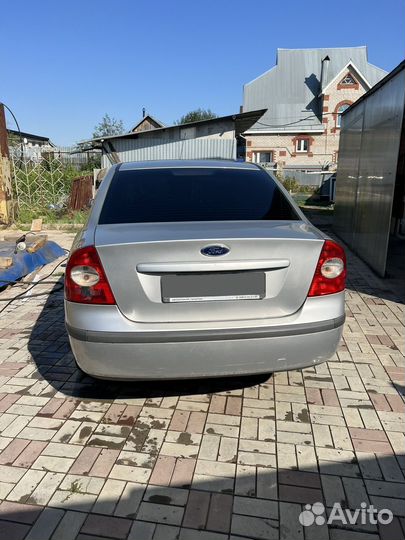 Ford Focus 1.6 МТ, 2007, 200 000 км