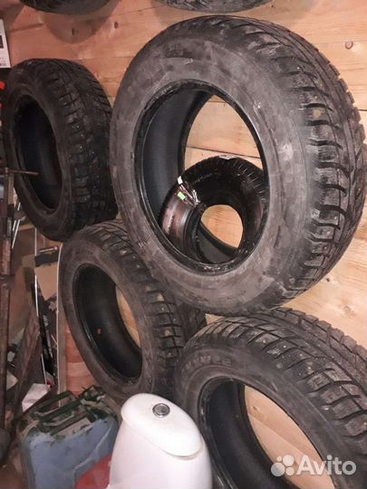 Marshal 793 215/65 R16