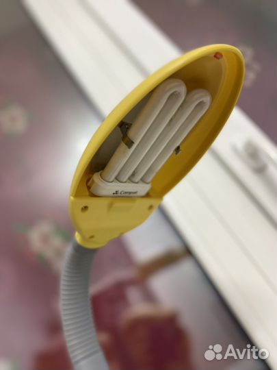 Лампа настольная