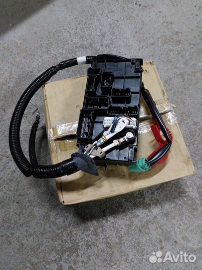 Новый блок предохранителей Subaru Forester 3